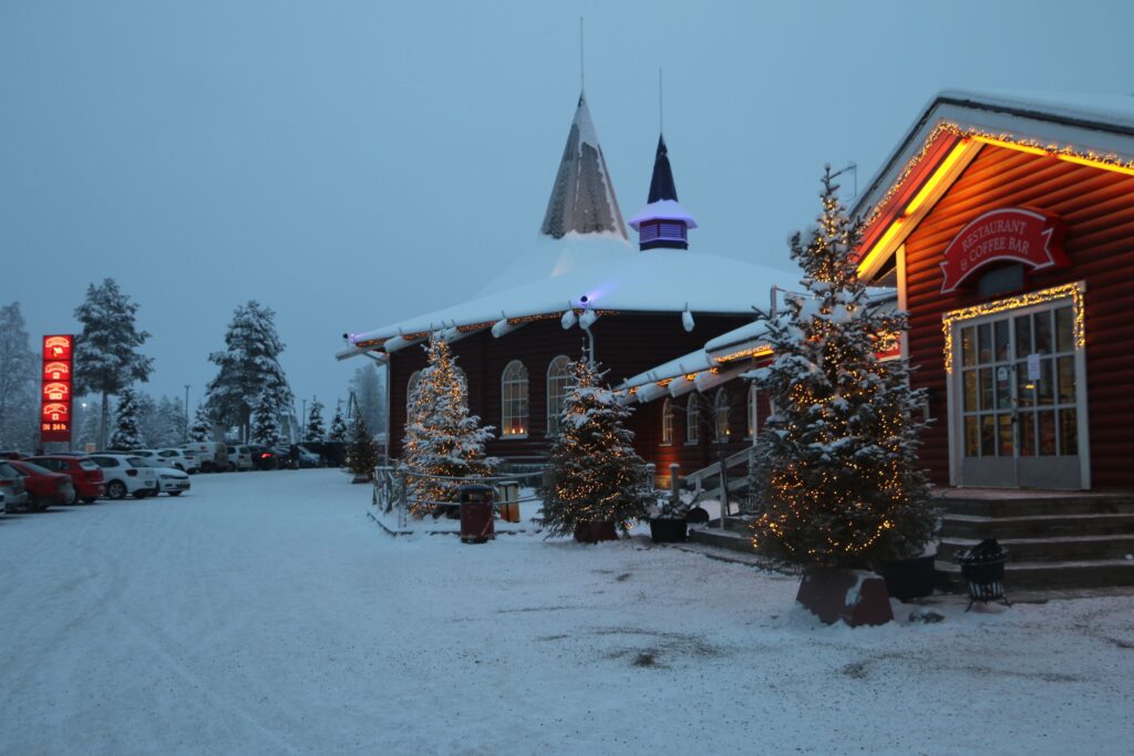 羅瓦涅米 (Rovaniemi) & 聖誕老人村 (Santa Claus Village)