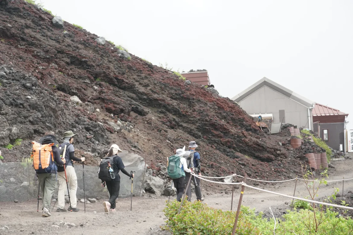 富士山登山團怎麼選？第一次登頂我會看這7件事